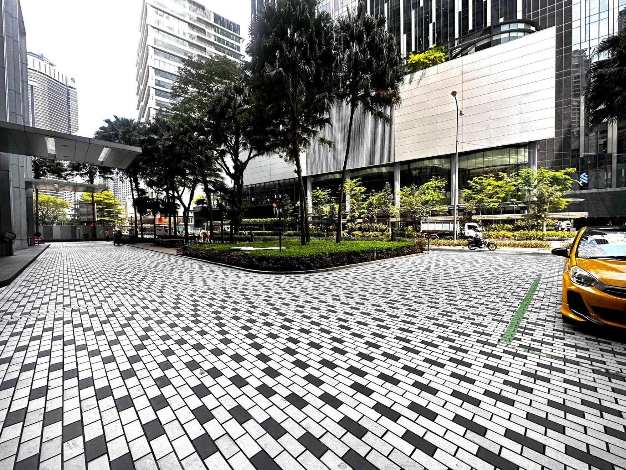 Soho Klcc By Sky Multilink Apartment